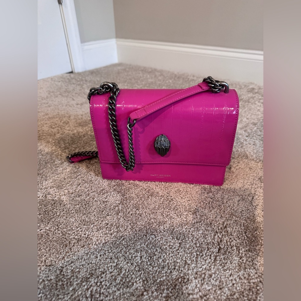 Pink Designer Chain Shoulder Bag
